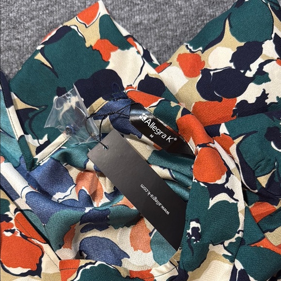 Allegra K Green and Orange Flutter Sleeve Tie Front Blouse - Picture 4 of 4